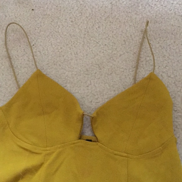 Forever 21 mustard bodycon dress size M - Picture 3 of 3